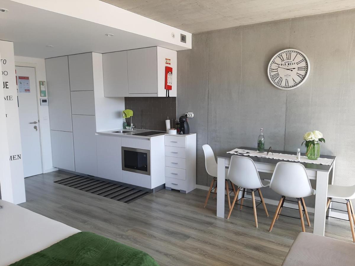 Love' In Aveiro Apartments - Blanc Екстер'єр фото